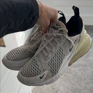 Nike Air Max women’s Shoes - White and Tan